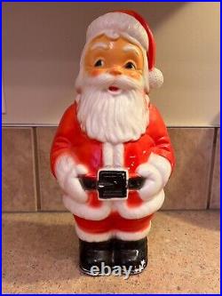 Vintage Plastic Blow Mold Christmas 14 13 12 12 Santa Claus 4 Lot Table Top