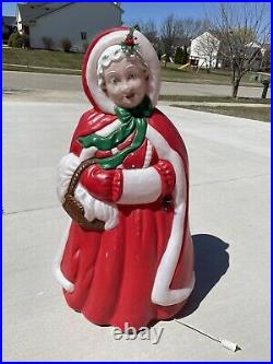 Vintage Santa's Best, MRS. CLAUS 40 Lighted Blow Mold Christmas Yard Decor