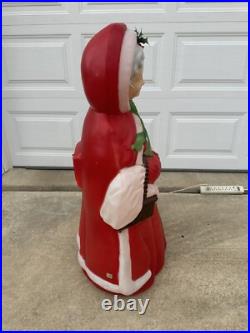 Vintage Santa's Best MRS. CLAUS 40 Lighted Blow Mold Christmas Yard Decor