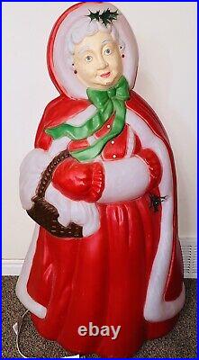 Vintage Santa's Best Mrs. Claus 40 Lighted Blow Mold Christmas Decor READ