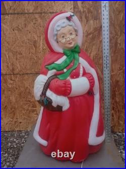 Vintage Santa's Best Mrs. Claus 40 Lighted Blow Mold Christmas Decor READ