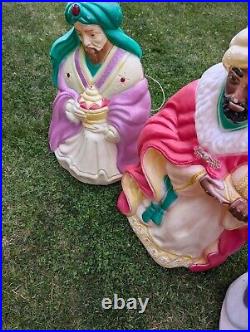 Vintage Santa's Best Nativity Christmas Blow Mold 3 Three Wisemen Set