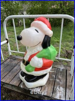 Vintage Santa's Best Snoopy Peanuts Christmas Blow Mold 32 Tall Original