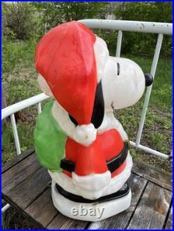 Vintage Santa's Best Snoopy Peanuts Christmas Blow Mold 32 Tall Original