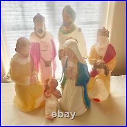 Vintage Small Table Top Nativity Set Christmas Blow Mold Plastic Lighted 6 Piece