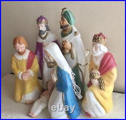 Vintage Small Table Top Nativity Set Christmas Blow Mold Plastic Lighted 6 Piece