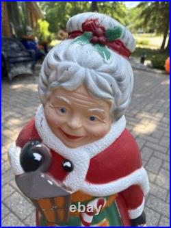 Vintage TPI Mrs Santa Claus 37 Blow Mold Lighted Lantern Christmas Lawn Decor