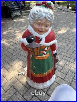 Vintage TPI Mrs Santa Claus 37 Blow Mold Lighted Lantern Christmas Lawn Decor