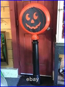 Vintage Union Products Halloween Silhouette Moon Blow Mold Light Lamp Post