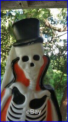 Vintage Union Products Lighted Blow Mold 37 Skeleton Top Hat & Tombstone 1997