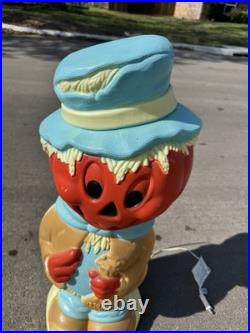Vintage pumpkin scarecrow Blow Mold 33 Lighted 90's General Foam Nice