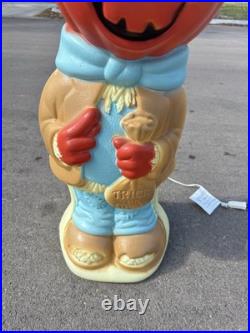 Vintage pumpkin scarecrow Blow Mold 33 Lighted 90's General Foam Nice