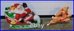 Vtg 1970 Empire Santa Reindeer Sleigh Lighted Table Top Blow Mold Made in USA