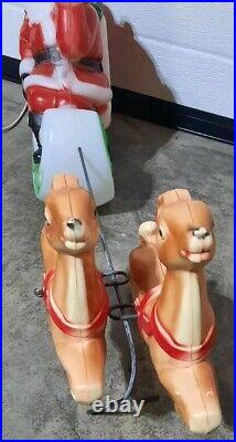 Vtg 1970 Empire Santa Reindeer Sleigh Lighted Table Top Blow Mold Made in USA