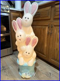 Vtg Drainage Lighted Blow Mold 3 Triple Easter Bunny Stack/Pile In Basket 33