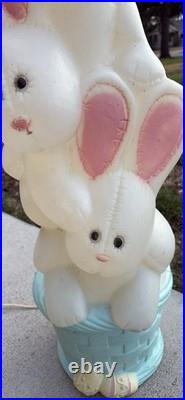 Vtg Drainage Lighted Blow Mold 3 Triple Easter Bunny Stack/Pile In Basket 33