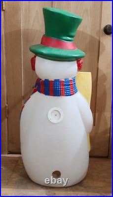Vtg TPI 1988 Lighted Christmas Snowman Blow Mold with Broom & Carrot Nose 41
